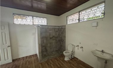 Venta de Casa en Parque Lefevre