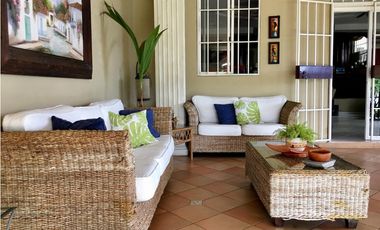 Casa en Venta de 4 Recámaras en Betania, El Avance