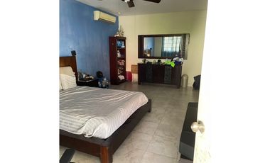 Se vende casa en Residencial El Doral, Altos del Bosque