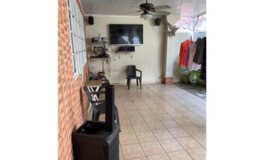 Se vende casa en Residencial El Doral, Altos del Bosque