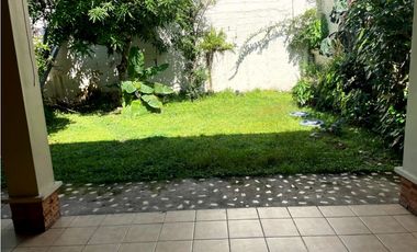 Se vende casa en Residencial El Doral, Altos del Bosque