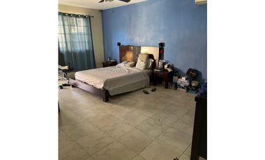 Se vende casa en Residencial El Doral, Altos del Bosque