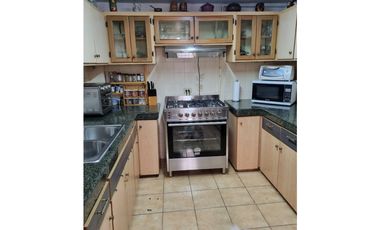 Se Vende Casa Unifamiliar de 4 Recámaras en Hato Pintado