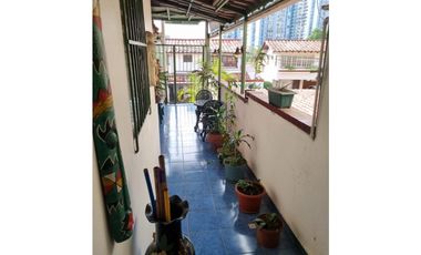 Se Vende Casa Unifamiliar de 4 Recámaras en Hato Pintado