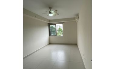 APARTAMENTO PARA ALQUILER EN PANAM PACFICO PH MIDRISE-WOODLANDS
