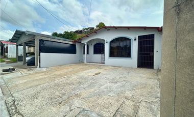 Casa de 148m2 en venta en Villa Lucre. 26-1089.