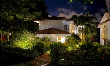 VENTA de CASA en Clayton, Panamá