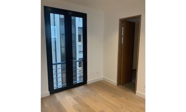 Venta de apartamento en PH Los Portales, Casco Antiguo