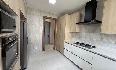 Alquiler de Casa en The Woods, Santa Maria