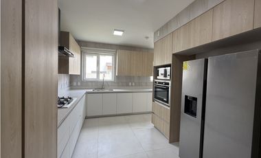 Alquiler de Casa en The Woods, Santa Maria