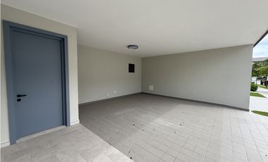 Alquiler de Casa en The Woods, Santa Maria