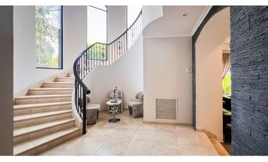 VENTA DE RESIDENCIA DE LUJO EN COSTA DEL ESTE -S.G.