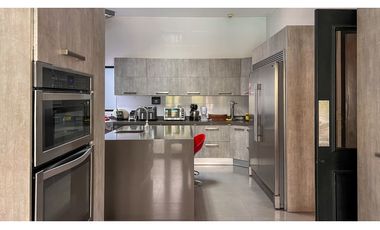 VENTA DE RESIDENCIA DE LUJO EN COSTA DEL ESTE -S.G.