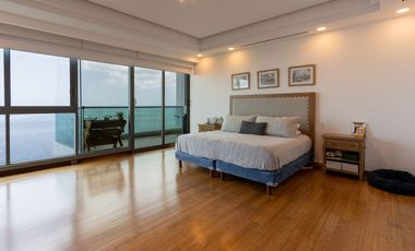 Venta de apartamento en PH Ocean One en Costa del Este.