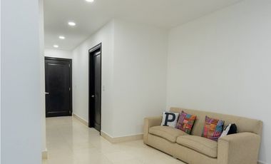 Venta de apartamento en PH Ocean One en Costa del Este.
