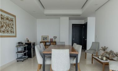 Venta de apartamento en PH Ocean One en Costa del Este.