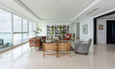 Venta de apartamento en PH Ocean One en Costa del Este.