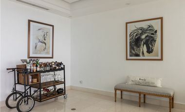 Venta de apartamento en PH Ocean One en Costa del Este.