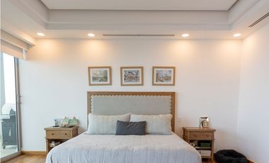 Venta de apartamento en PH Ocean One en Costa del Este.