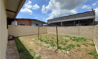 VENTA DE CASA EN LA URBANIZACION LA SIESTA TOCUMEN 1554