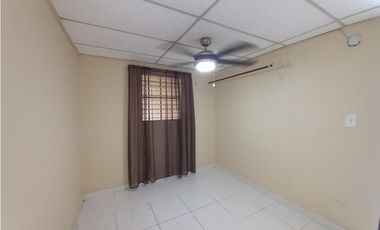 VENTA DE CASA EN LA URBANIZACION LA SIESTA TOCUMEN 1554