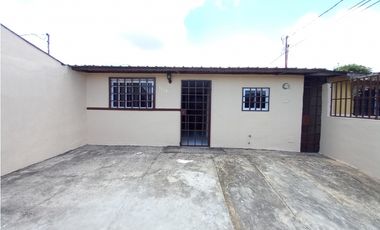 VENTA DE CASA EN LA URBANIZACION LA SIESTA TOCUMEN 1554