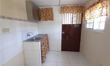 VENTA DE CASA EN LA URBANIZACION LA SIESTA TOCUMEN 1554