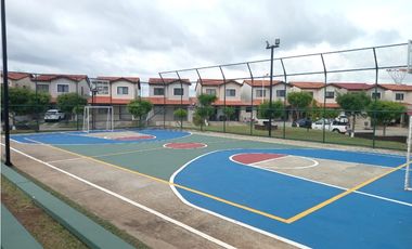 VENTA DE CASA EN PH LAS ARBOLEDAS CHORRERA