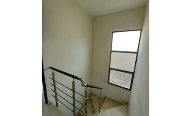 VENTA DE CASA EN PH LAS ARBOLEDAS CHORRERA