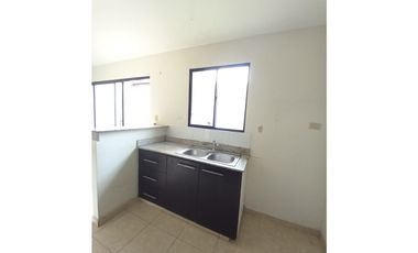 VENTA DE CASA EN PH LAS ARBOLEDAS CHORRERA
