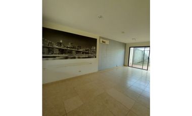 VENTA DE CASA EN PH LAS ARBOLEDAS CHORRERA