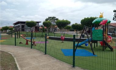 VENTA DE CASA EN PH LAS ARBOLEDAS CHORRERA