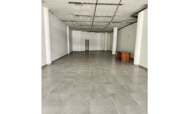 Local de 135 m² en alquiler – Plaza en La Cresta