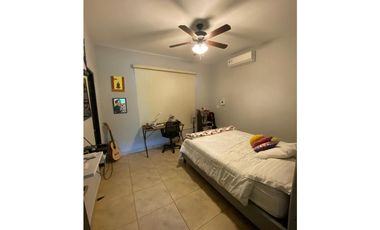 Venta de Casa en Residencial Las Colinas, San Carlitos,David Chiriquí