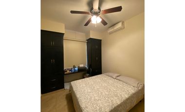 Venta de Casa en Residencial Las Colinas, San Carlitos,David Chiriquí