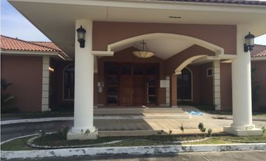 Casa en venta en Costa Sur (ID 10862)