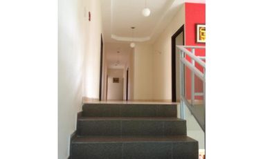 ALQUILER CASA DUPLEX AMOBLADA COLON