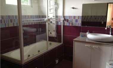 ALQUILER CASA DUPLEX AMOBLADA COLON