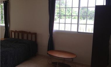 ALQUILER CASA DUPLEX AMOBLADA COLON