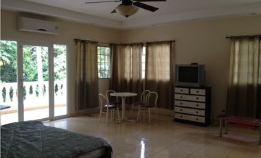 ALQUILER CASA DUPLEX AMOBLADA COLON