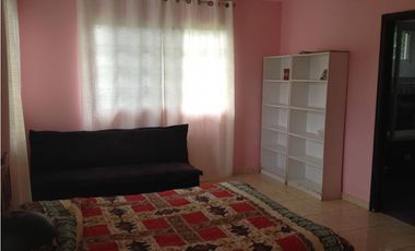 ALQUILER CASA DUPLEX AMOBLADA COLON