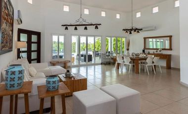 Venta casa en Vistamar Golf Beach & Marina