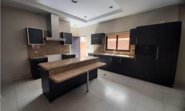 VENTA DE CASA EN  SUNSET COAST - COSTA SUR