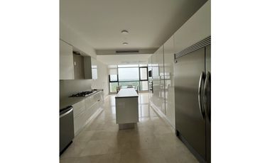 VENTA DE APARTAMENTO EN PH ALBATROSS - SANTA MARIA - 339 M2
