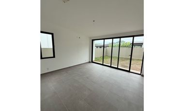 CASAS A LA VENTA EN ALTOS DE PANAM