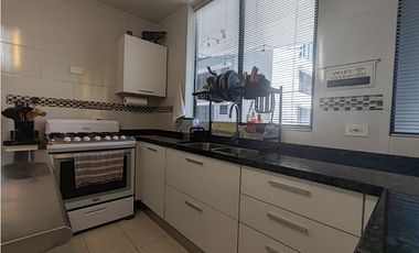 SE ALQUILA APARTAMENTO EN MARBELLA CON VISTA AL MAR