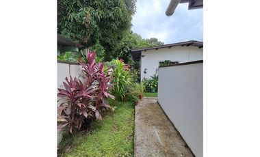 Casa Venta Calle E Norte Doleguita