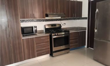 Venta de Casa – El Doral, Altos del Bosque