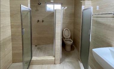 Venta de casa con apartamento anexo en Betania, Panamá RB