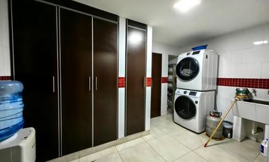 Venta de casa con apartamento anexo en Betania, Panamá RB